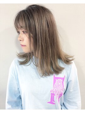 サングース(Sungoose) <sungooseTOKYO>ストレートミディアムボブ