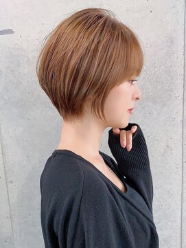 ザシー オモテサンドウ(The C) 30代40代50代◎大人ナチュラルレイヤーショートボブ 表参道 橋本