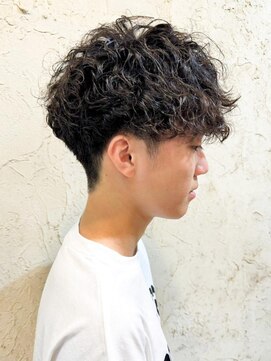フロール(Flor) 【Flor_戸塚】*メンズパーマ+刈り上げ+ツーブロック*