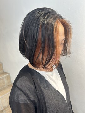 バズ(BUZZ) ブリーチなしでも出来る顔周りオレンジカラー★秋山