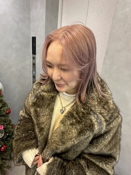 ジュエム(jouerm) レイヤーカット冬カラーハイトーンブリーチカラーミルクティー