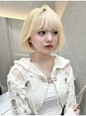 髪質改善抜きっぱなしホワイトブロンド小顔似合わせボブカット