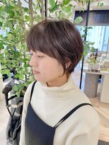 ヨール(YOL)&nbsp;大人かわいい耳掛けショート