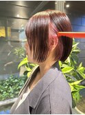 デザインに挑戦チラッと見えインナーボブ