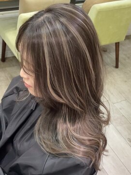 アップ(A+hair) ハイライトカラーミルクティーベージュケアブリーチダブルカラー