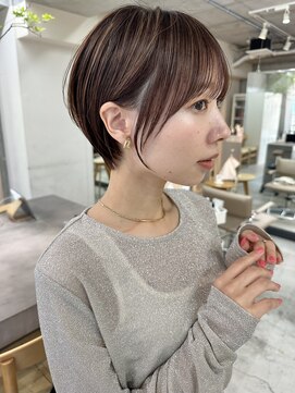 ミィ 浦和(mee) 透明感カラー ボブ 前髪 ショート カラー ブリーチ&カラー