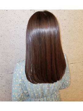 アールサロン アオヤマ(Rr SALON AOYAMA) うる艶髪で理想の髪に！