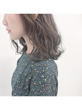 ガーランドウメダ(Garland umeda) リラックスウェーブ_ミディアム_000640