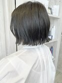 福山市美容室Caary 切りっぱなしボブ くすみブルージュ