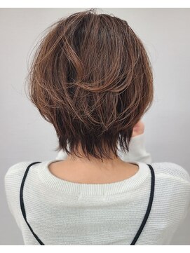 エイムヘアメイク 舟入店 ショートウルフ