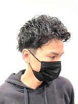 銀座マツナガ 神田店&nbsp;シチサン無造作ツーブロックアップバンクパーマ