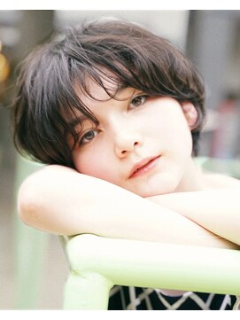 ルク(RUKU) 大人可愛い２０代３０代４０代コンパクトショート