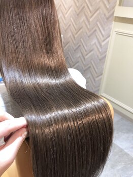 トゥーリ 長崎浜口店(tuuli)の写真/【福岡天神/長崎浜町で大人気サロン】卓越したケア技術でツヤサラ美髪&感動の仕上がりに♪