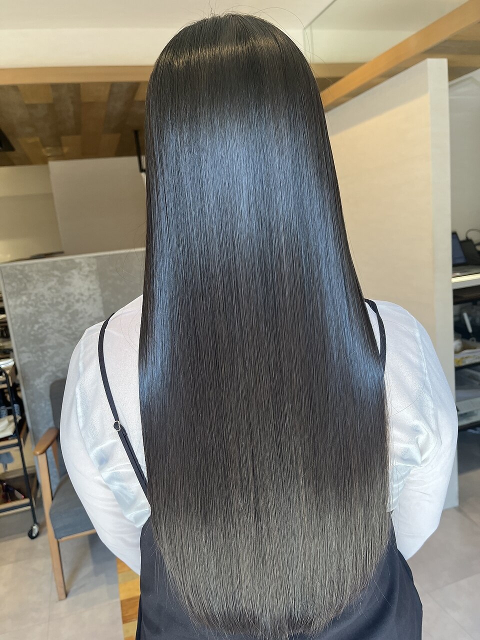 【パサつきと白髪をダブルで予防】◎カット+カラー+リペアトリートメント
