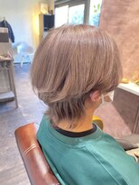 ヘア カシータ(Hair Casita)&nbsp;【Hair　Cssita】抜け感たっぷり♪ウルフカット　ベージュカラー