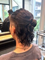 ビンゴ 高松店(BINGO)&nbsp;1829黒髪刈り上げスキンフェードバリカンアートマンバンヘア