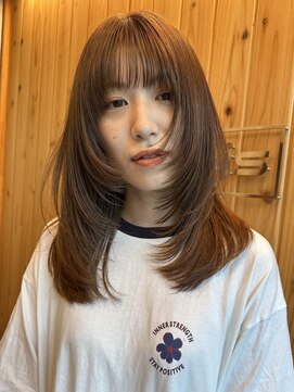 オアシス(oasis) 【oasisオグラ】フェイスレイヤーウルフカットグレージュカラー