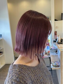 自然の力を活かしたオーガニックカラー＊やわらかな質感と美しい色合い、うるおいに満ちた艶髪をお届け◇