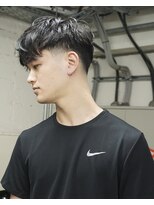 ノラ シブヤ(NORA)&nbsp;テーパーフェードフリンジカットマッシュ刈り上げ短髪フェード