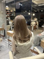 エッセ 大阪梅田茶屋町店(esse) 【梅田】レイヤーカット×ブリーチなしオリーブベージュ