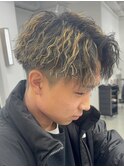 縦落ちスパイラルに金メッシュ相性抜群