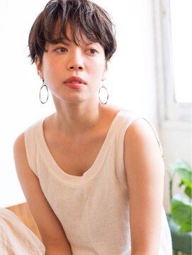 パティオン(PATIONN) ダブルカラーで際立つブルージュヌーディーカラーショート☆