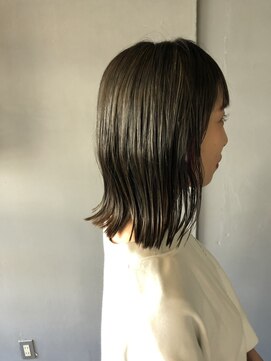 ヘアストーリーゼロ Hair Story ZERO 切りっぱなしグレージュスタイル