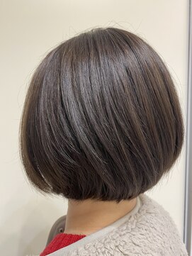 サロンドユー ベルポート本店(SALON DE U) ナチュラルボブ