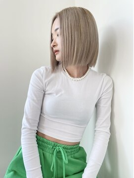 ソー(So.) ブロンドボブ