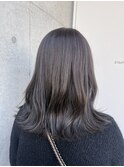 透明感たっぷりグレージュカラー