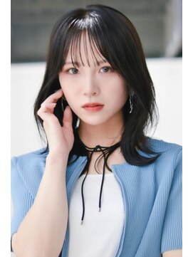 ウォークヘアーリリィ(Walk hair lily) 韓国風大人くびれ外はねレイヤー