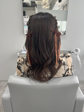 アリュア(Allure) お呼ばれヘアセット♪おろしスタイル