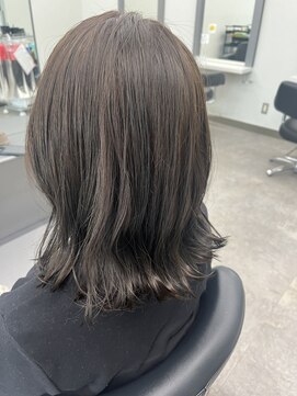 ガルボヘアー 桟橋店(garbo hair) アッシュ系カラー オイルカラー 艶髪 トリートメント