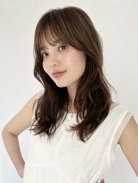 ラミエバイメルト 下北沢(lamie by melt) くびれレイヤーロング顔周りカット透明感カラーオリーブベージュ
