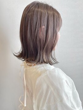 アンド(and.) ブリーチなしミルクティーカラー