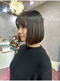 女性らしいボブカット