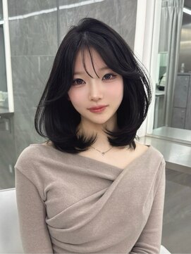 マウル トーキョー 銀座(MAEUL TOKYO) 卵型似合わせ韓国前髪カットミディアムワンホンレイヤー【銀座】