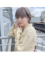 ライラ(LAILA) 札幌大通ブリーチカラーでハイトーンショートヘア