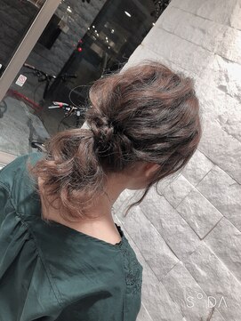 アース コアフュールボーテ 長野駅前店(EARTH coiffure beaute) ローポニー