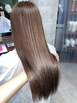 ディア(.eer) 【.eer/ディア】艶髪ハイライト×ココアブラウン/担当:中山