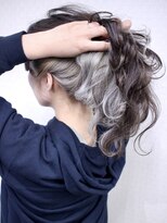 ディア(.eer)&nbsp;ホワイトインナーカラー wカラー トリプルカラー 夏冬トレンド