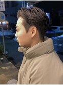 メンズナチュラルオールバック刈り上げ長め