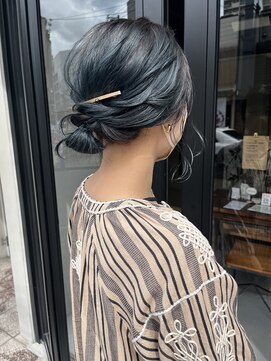 ヘアー アイス ルーチェ(HAIR ICI LUCE) ルーツカラー　ヘアアレンジ　グリーンカラー