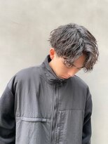 アリエッタ(aRietta)&nbsp;ビジネス向け波巻きパーマ×かき上げセンターパート