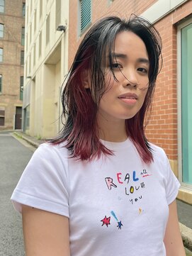 ルシアーアトリエ(Luthier atelier) レイヤーカット×ラズベリーインナーカラー