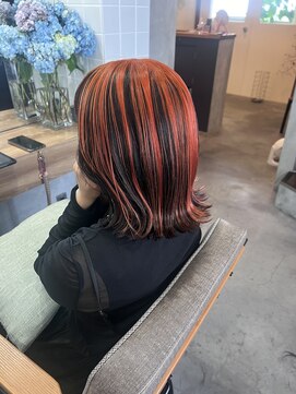 ティティ(TiTi) 人とは違う！ツートーンカラー オレンジ レッド[TiTi_福田りの]