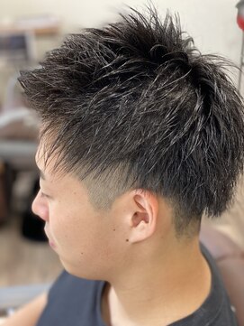 ヘア ナヴォーナ 大浦店(hair NAVONA) スパイキーショート