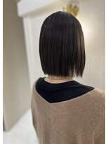 リレーション(Relation) 切りっぱなしボブ
