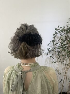 ウタ(uta) ショートボブハーフアップ