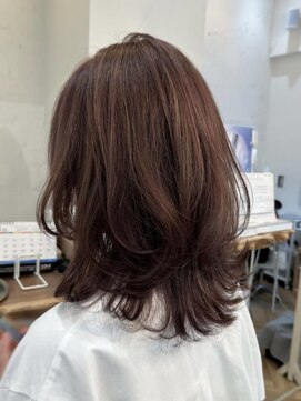 コンティロミー(CONTI ROMMY.) 20代～50代☆ミディアムレイヤーカットクラゲヘアー髪質改善